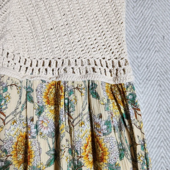 Altard State S Crochet Floral Halter Maxi Dress #spring - Picture 4 of 10